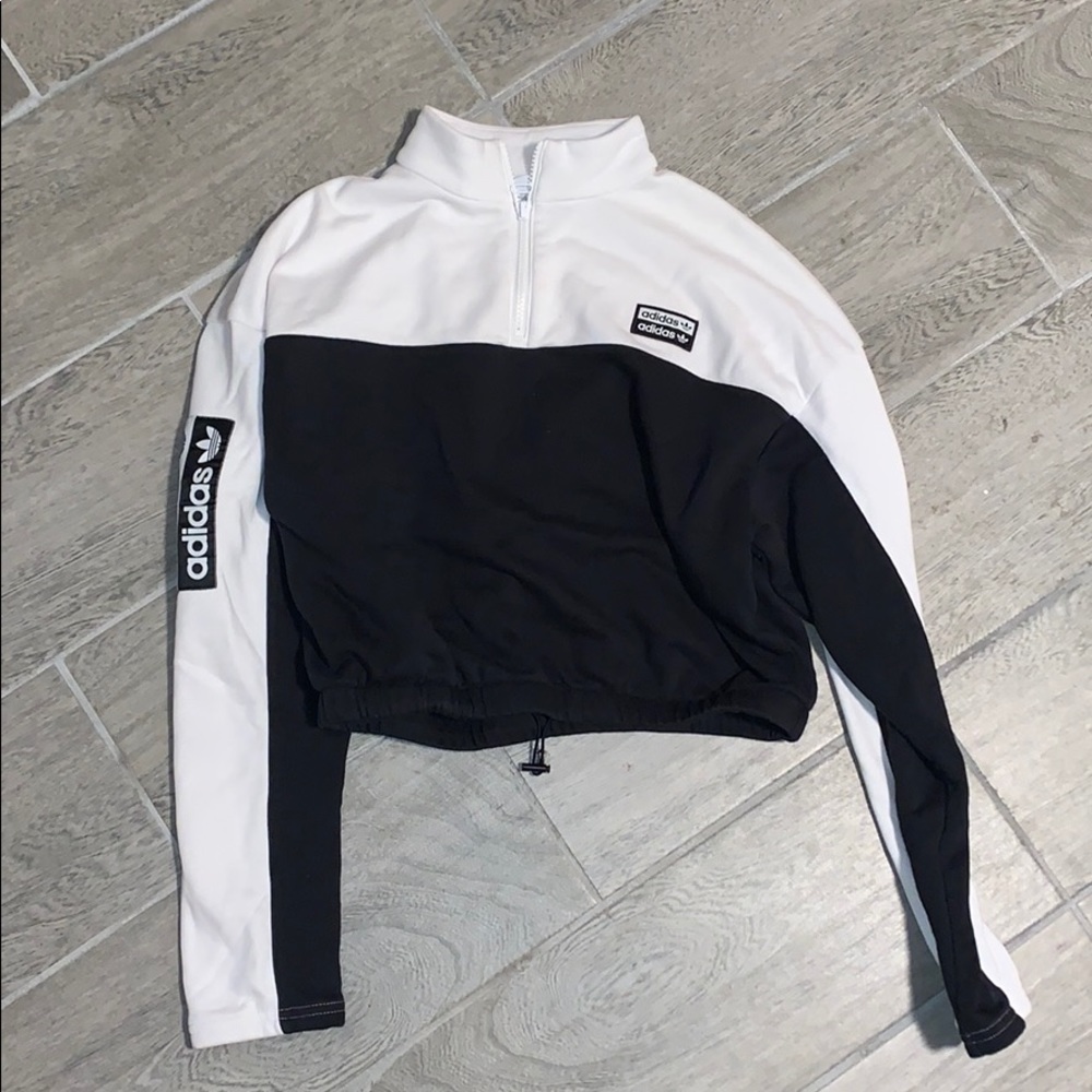 Cropped quarter zip pull over!